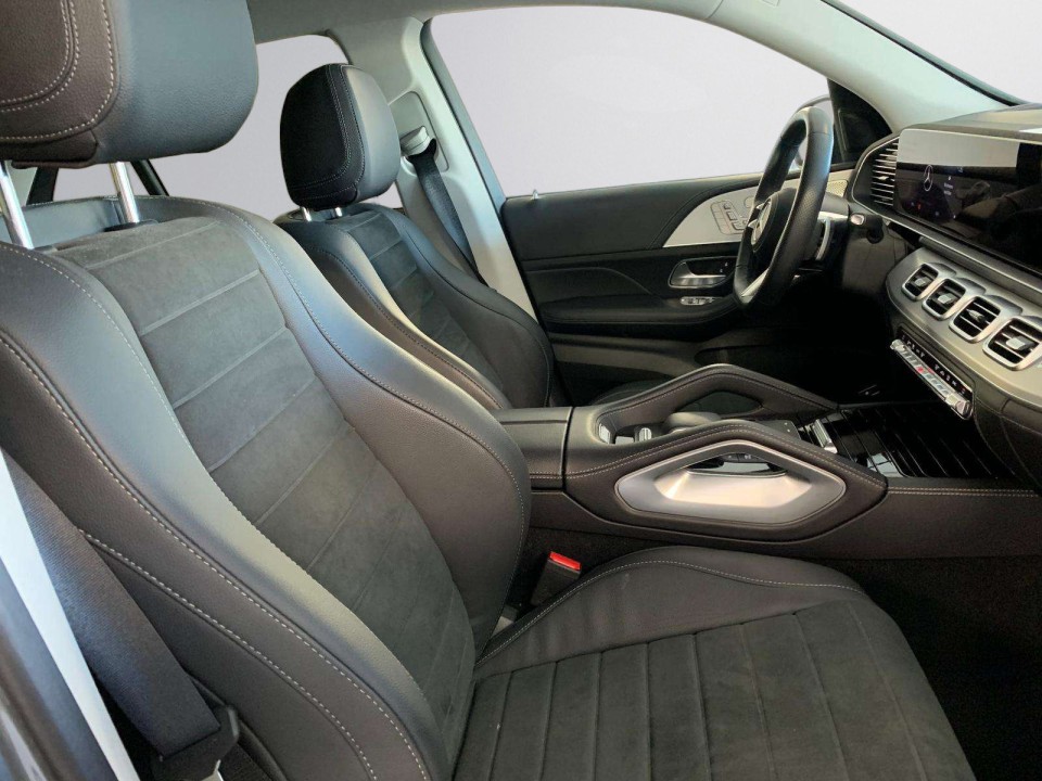 Mercedes-Benz GLE 300d AMG - foto 7