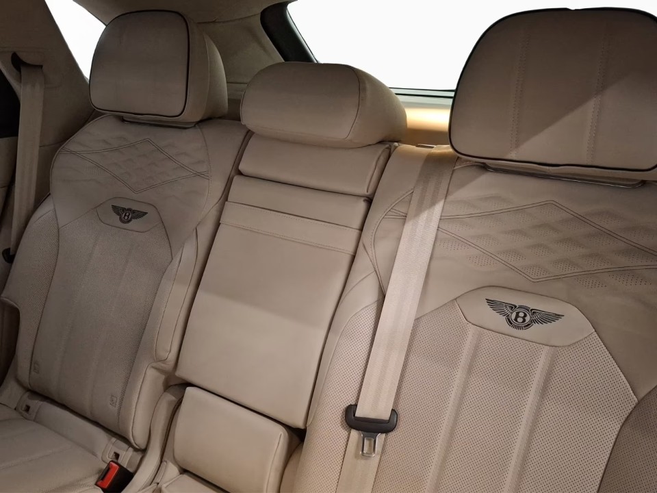 Bentley Bentayga Atelier Edition - foto 10