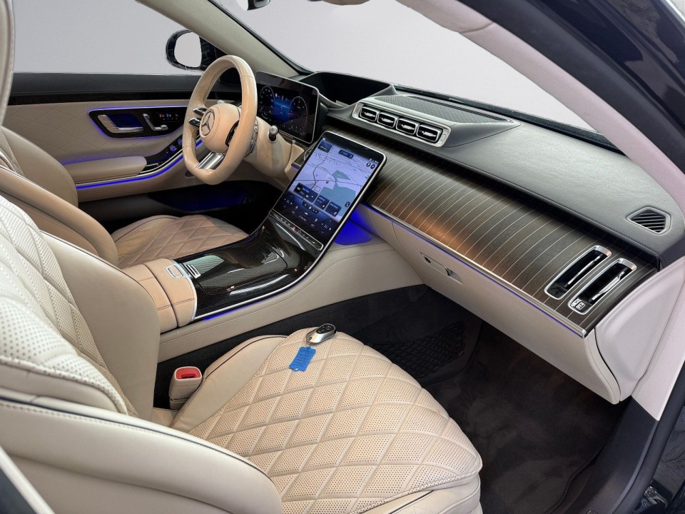 Mercedes-Benz S 400d 4MATIC AMG - foto 12