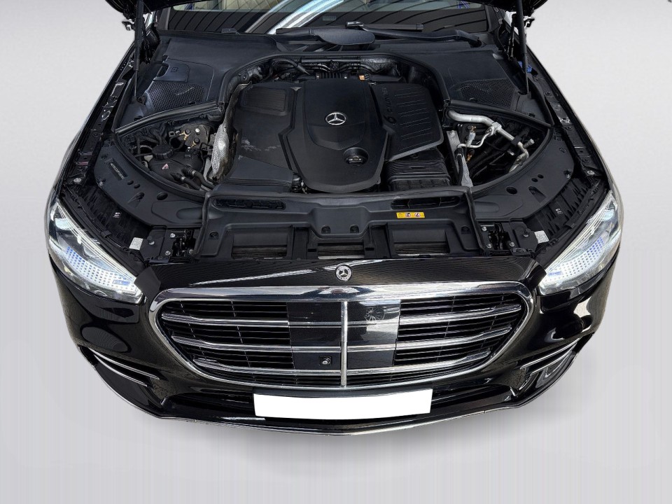 Mercedes-Benz S 400d 4MATIC AMG - foto 18