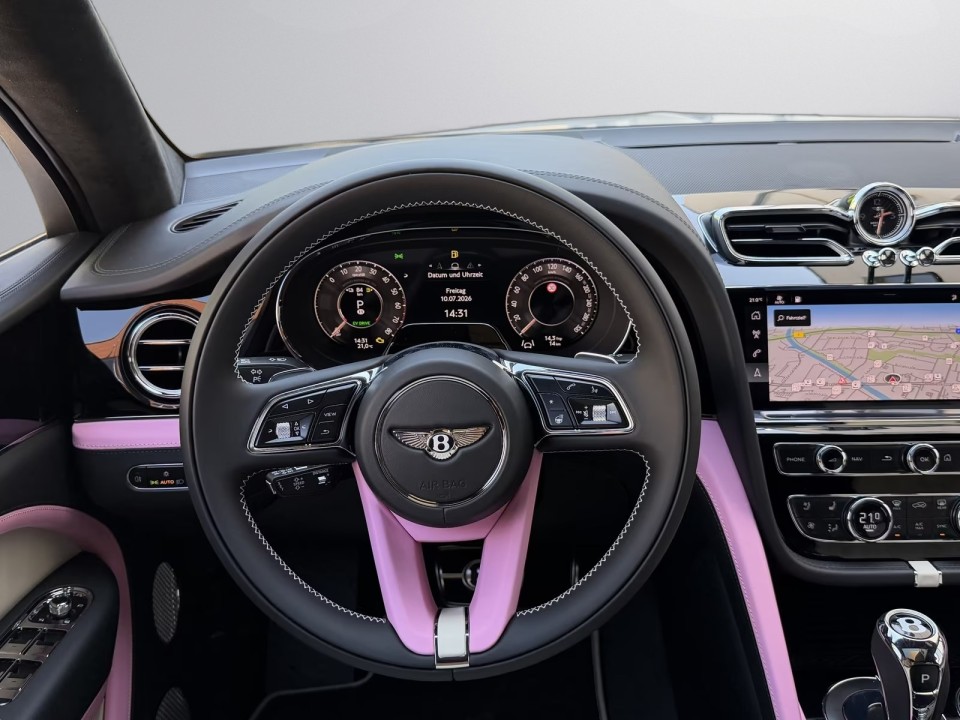 BENTLEY Bentayga 2025 — imagine 18