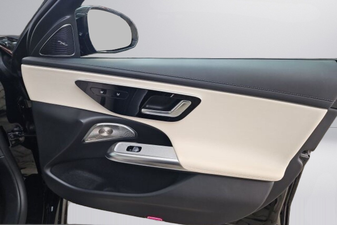 Mercedes-Benz E 220d 4MATIC - foto 17