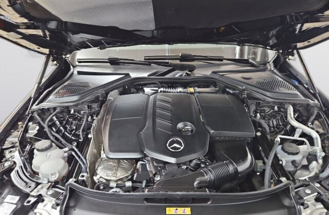 Mercedes-Benz E 220d 4MATIC - foto 20