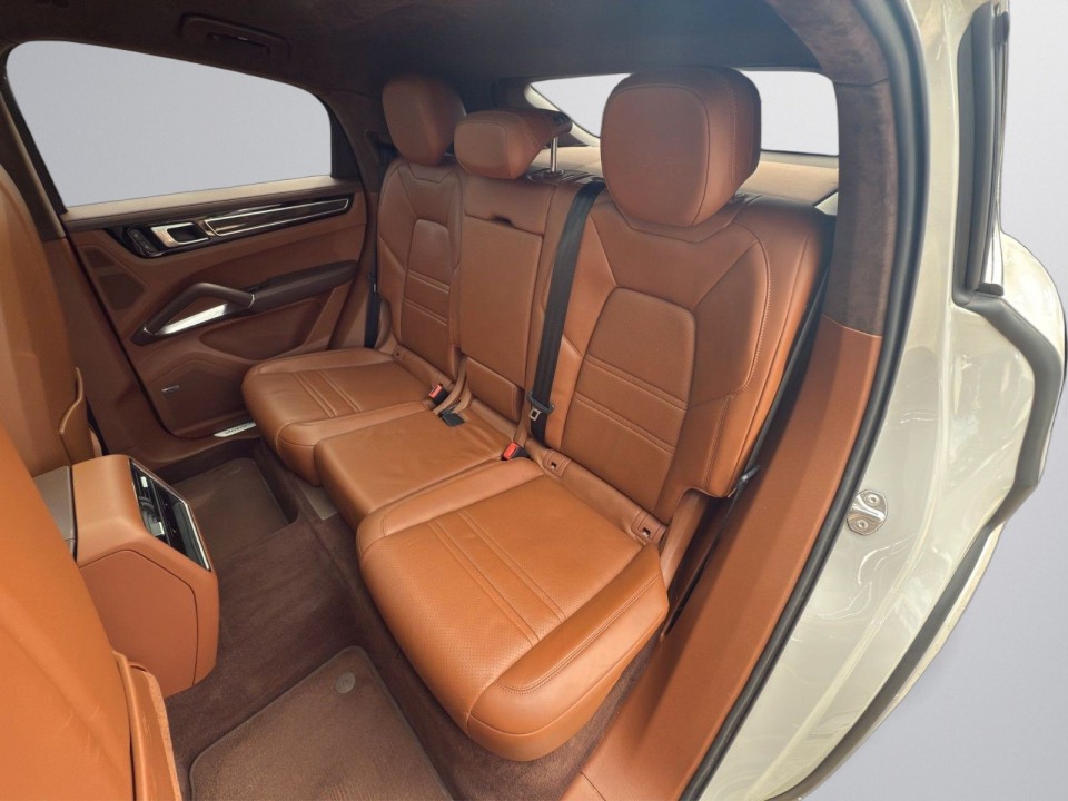 Porsche Cayenne Coupe Turbo - foto 10