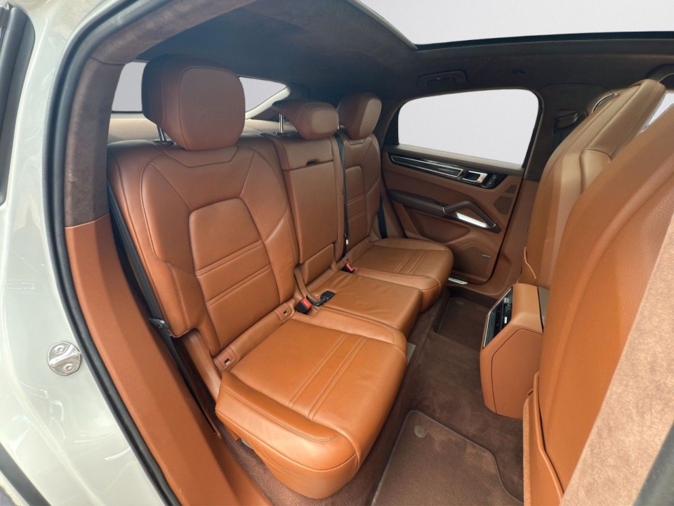 Porsche Cayenne Coupe Turbo - foto 11