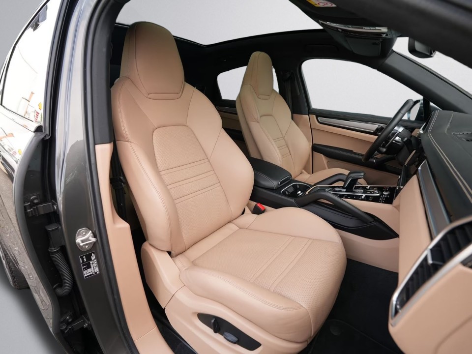 Porsche Cayenne Coupe E-Hybrid - foto 16