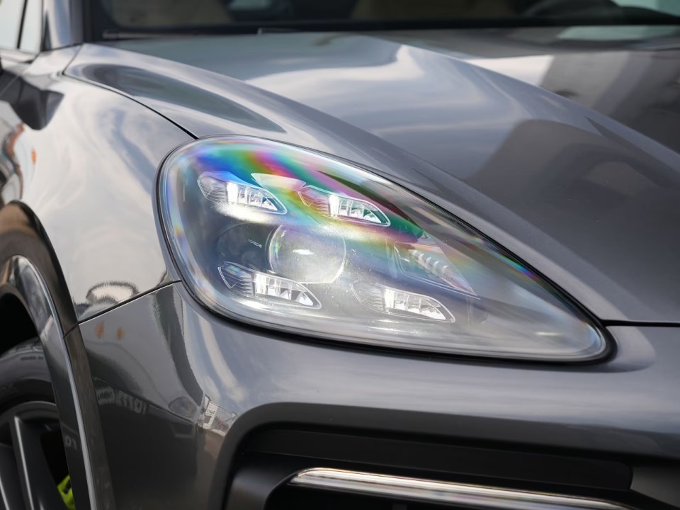 Porsche Cayenne Coupe E-Hybrid - foto 44