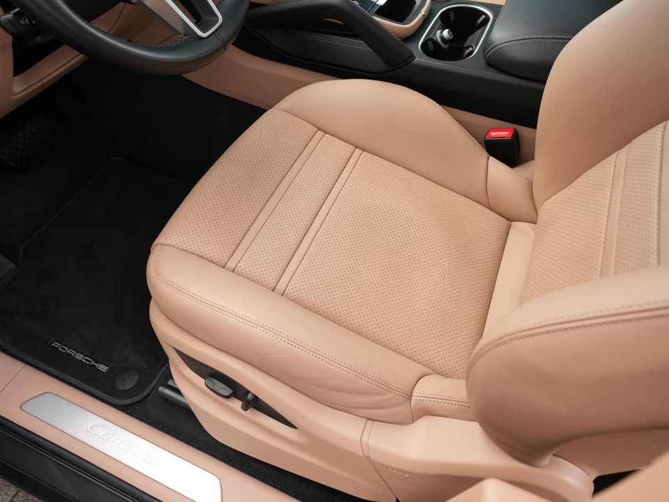 Porsche Cayenne Coupe E-Hybrid - foto 34