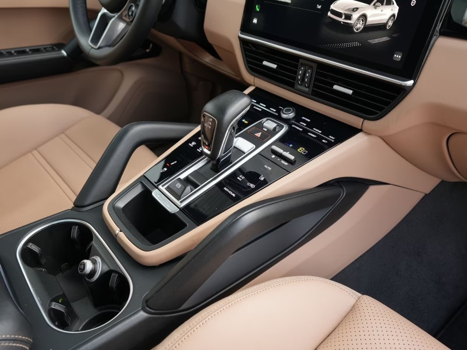 Porsche Cayenne Coupe E-Hybrid - foto 20