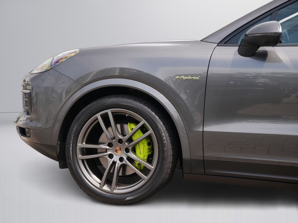 Porsche Cayenne Coupe E-Hybrid - foto 48