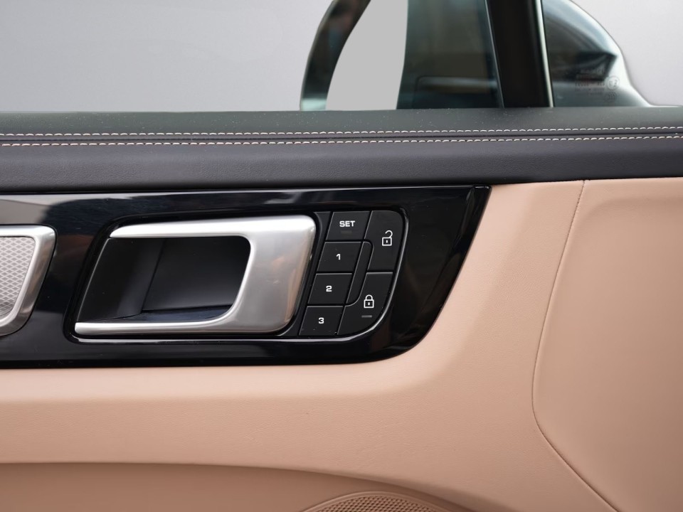 Porsche Cayenne Coupe E-Hybrid - foto 37