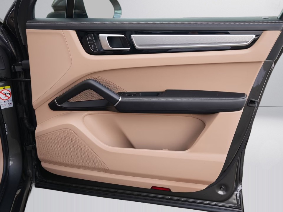 Porsche Cayenne Coupe E-Hybrid - foto 38