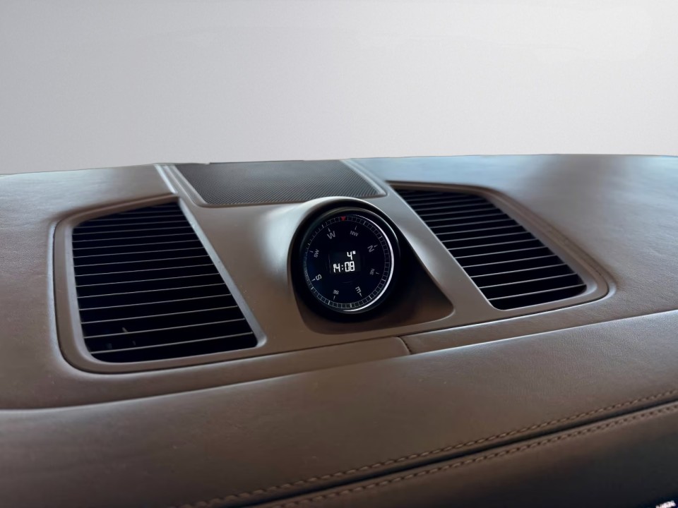 Porsche Cayenne Coupe Platinum Edition - foto 17