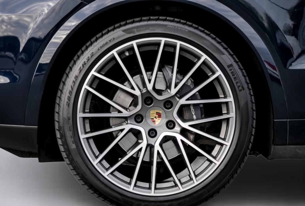 Porsche Cayenne Coupe - foto 24