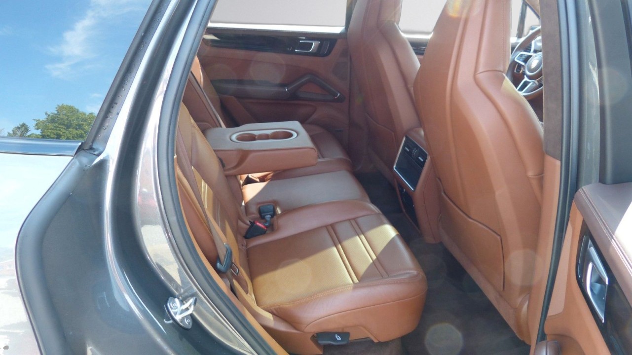 Porsche Cayenne S - foto 11