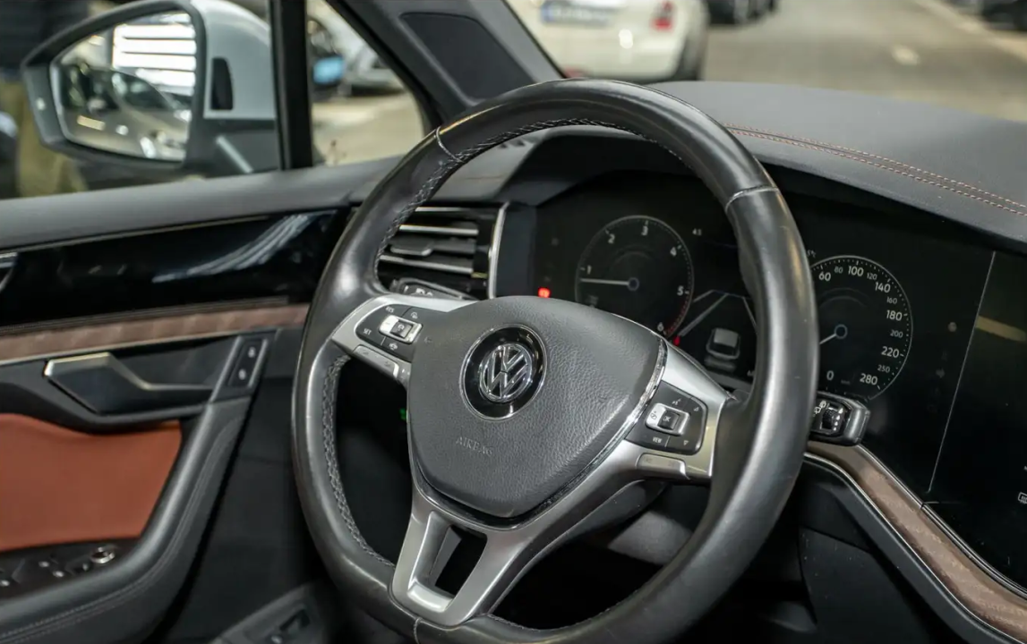 Volkswagen Touareg V6 TDI Atmosphere - foto 6