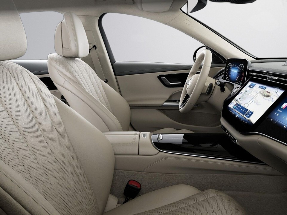 Mercedes-Benz E 220d Avantgarde - foto 7