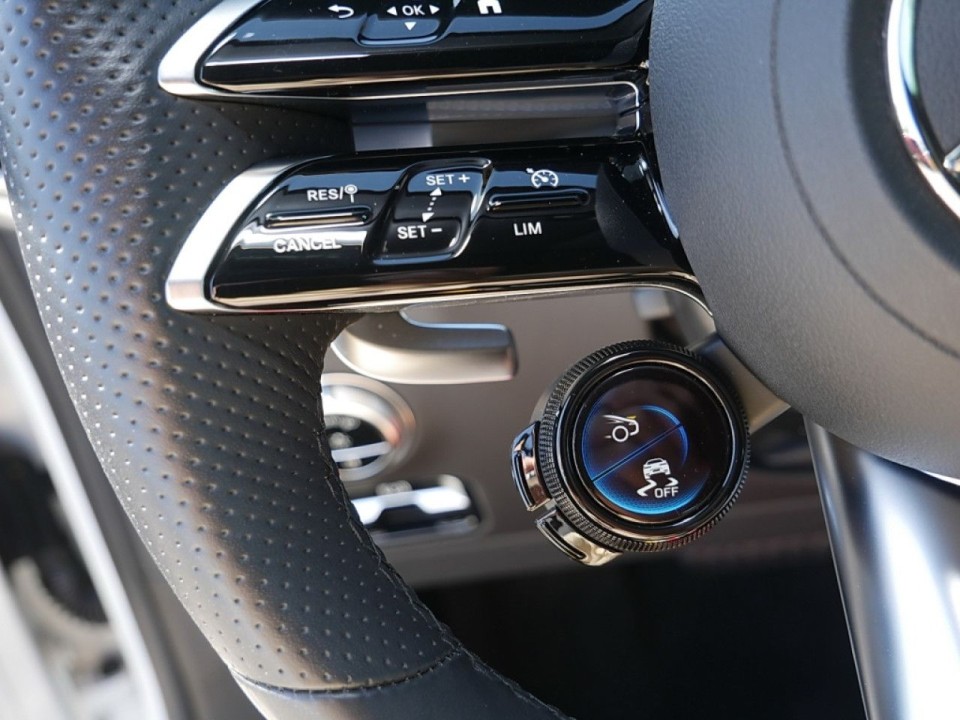 MERCEDES-BENZ SL 2023 — imagine 19