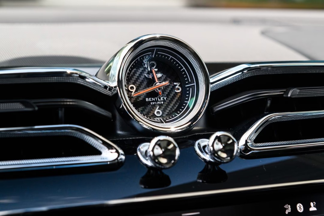 Bentley Bentayga Azure - foto 14