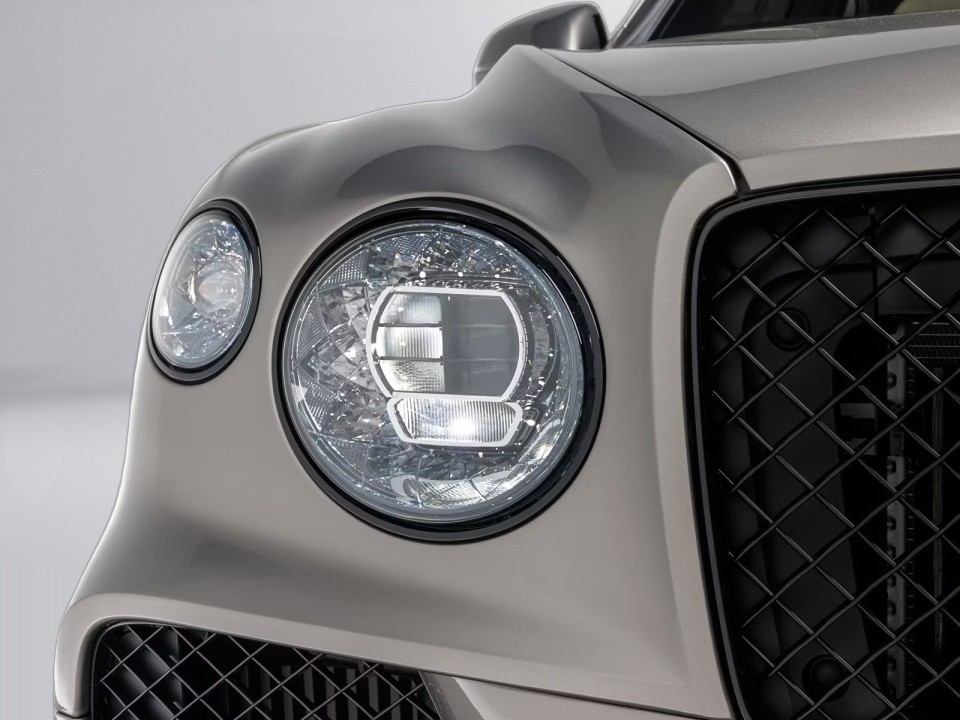 Bentley Bentayga Speed - foto 28