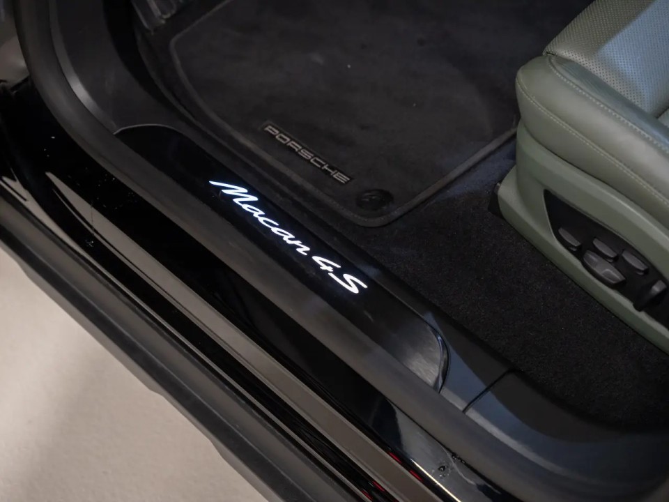 Porsche Macan 4S - foto 28