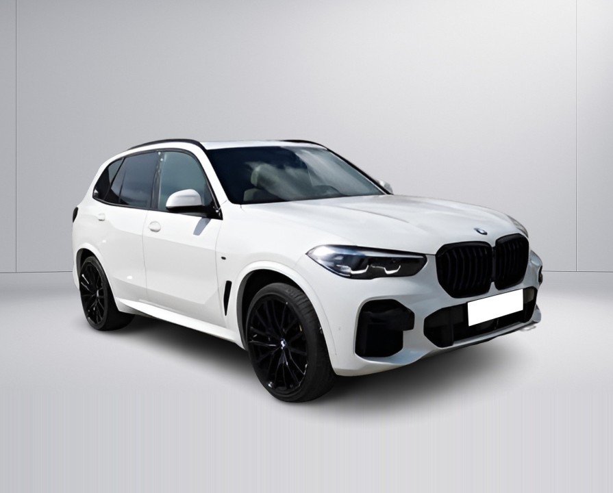 BMW X5 M50i