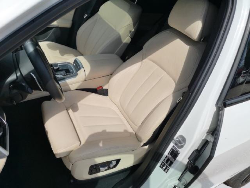 BMW X5 M50i - foto 9
