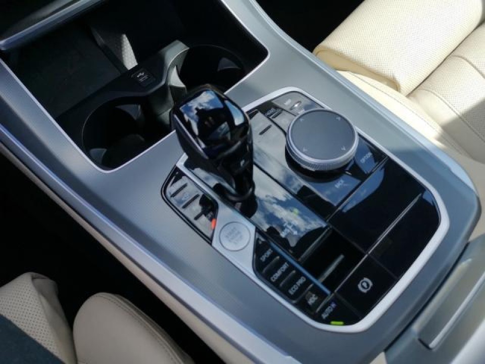 BMW X5 M50i - foto 15