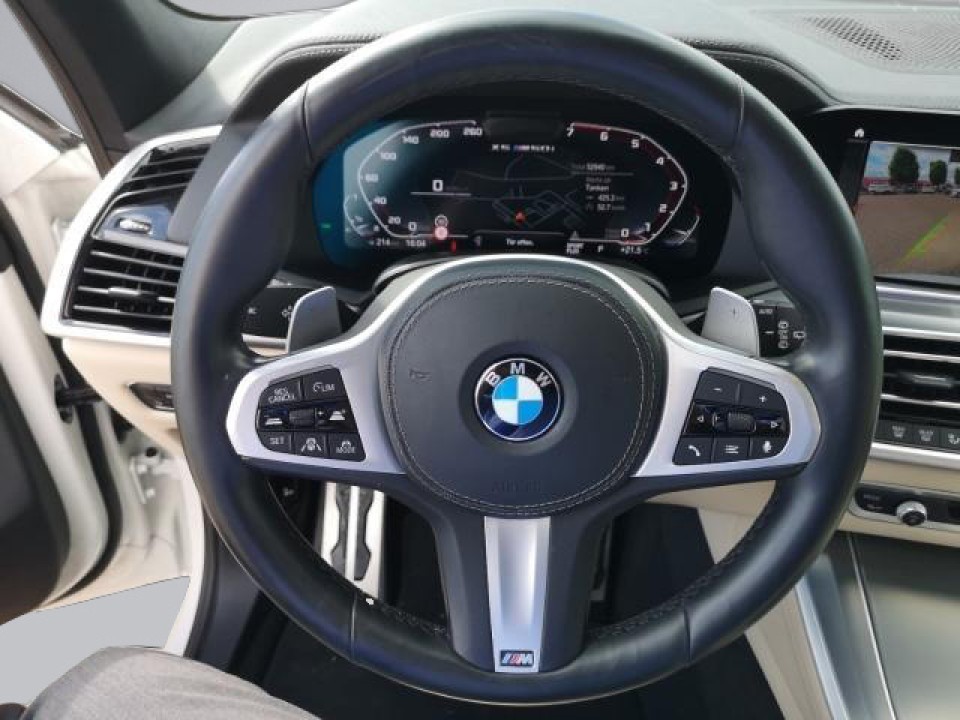 BMW X5 M50i - foto 14