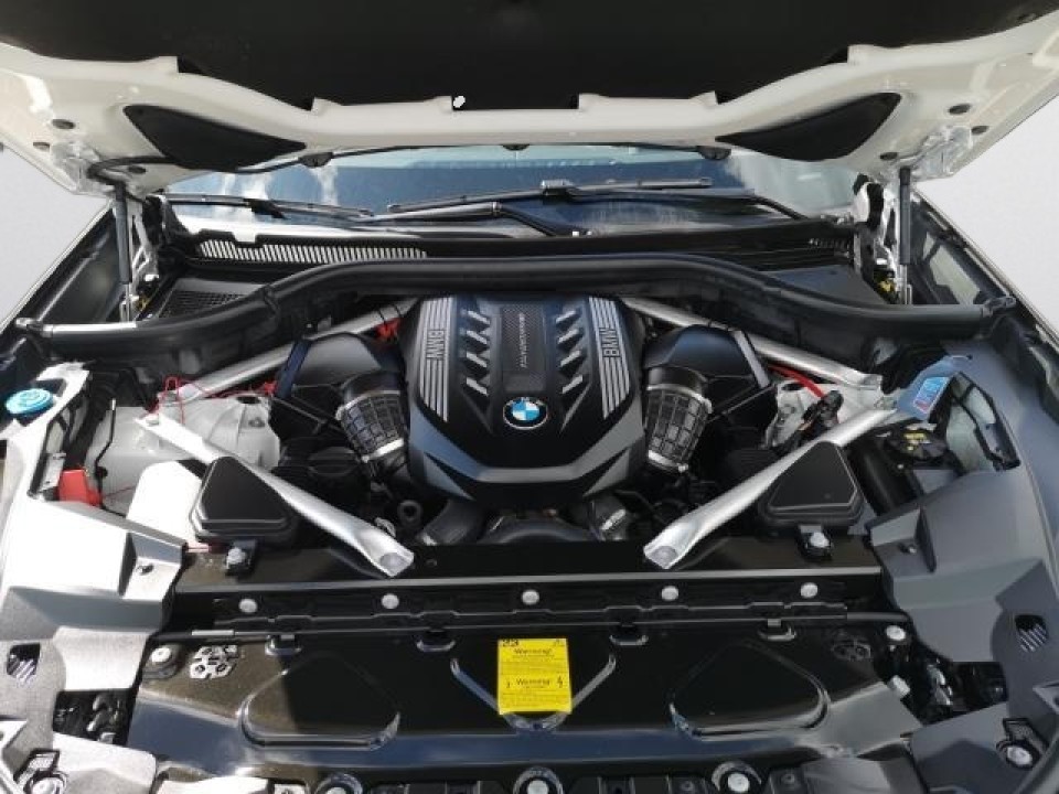 BMW X5 M50i - foto 23