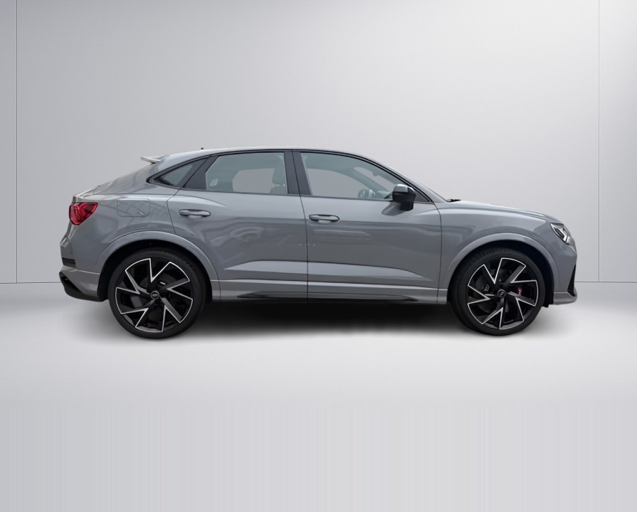 Audi RS Q3 Sportback TFSI Quattro S-tronic (2)