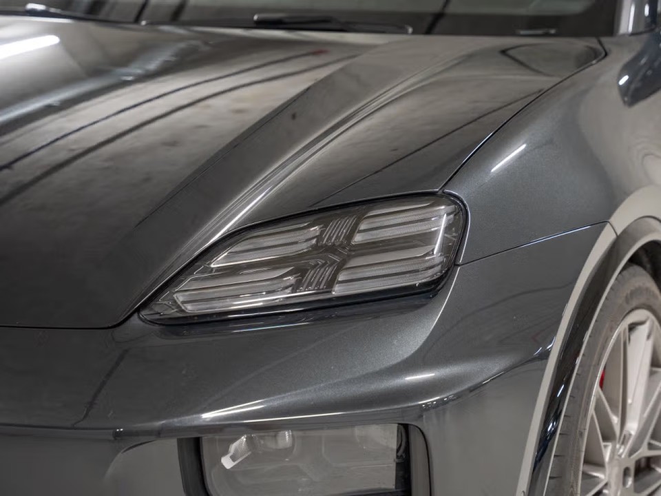 Porsche Macan Turbo - foto 30