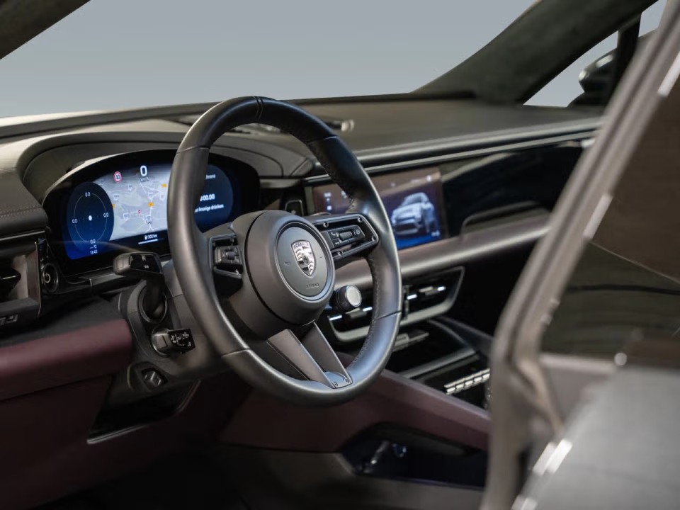 PORSCHE Macan 2024 — imagine 18