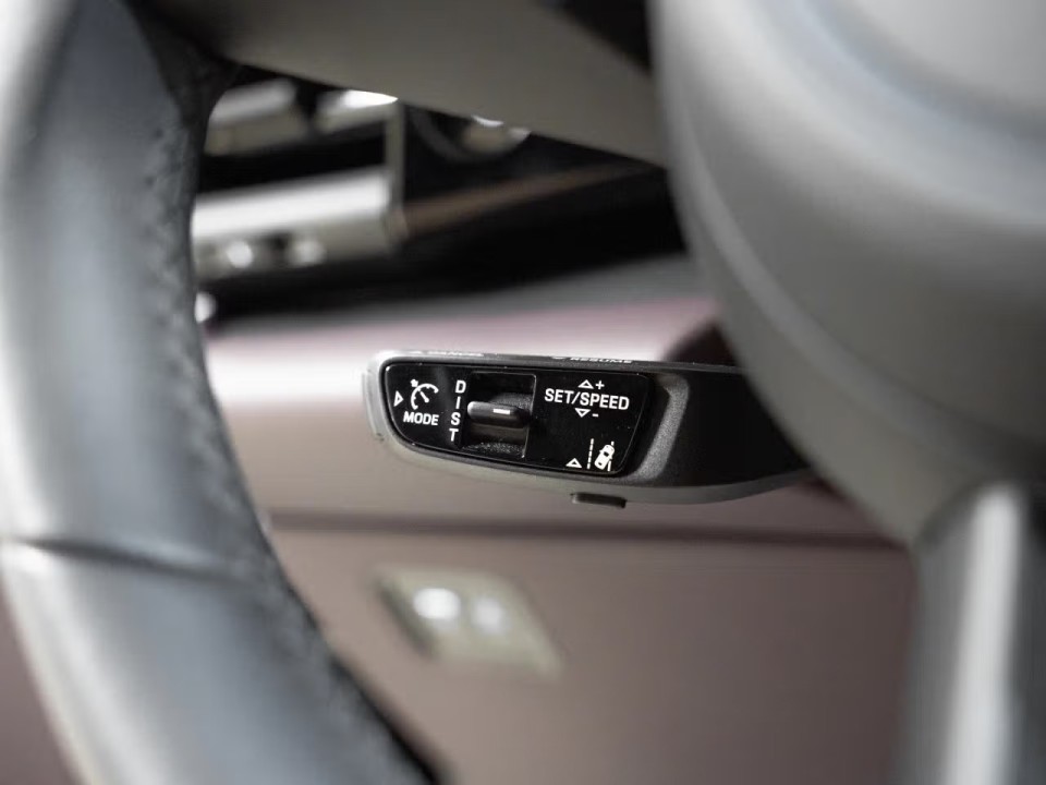 Porsche Macan Turbo - foto 14