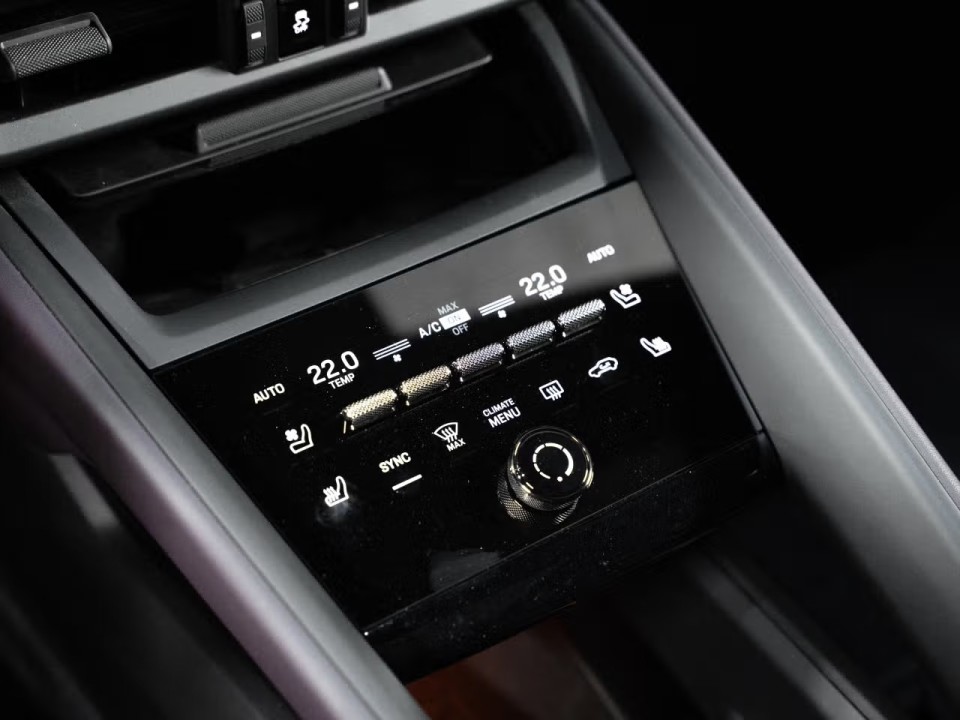 Porsche Macan Turbo - foto 17