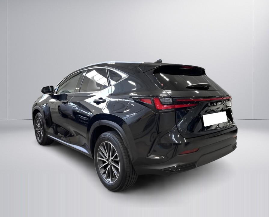LEXUS NX 2023 — imagine 5