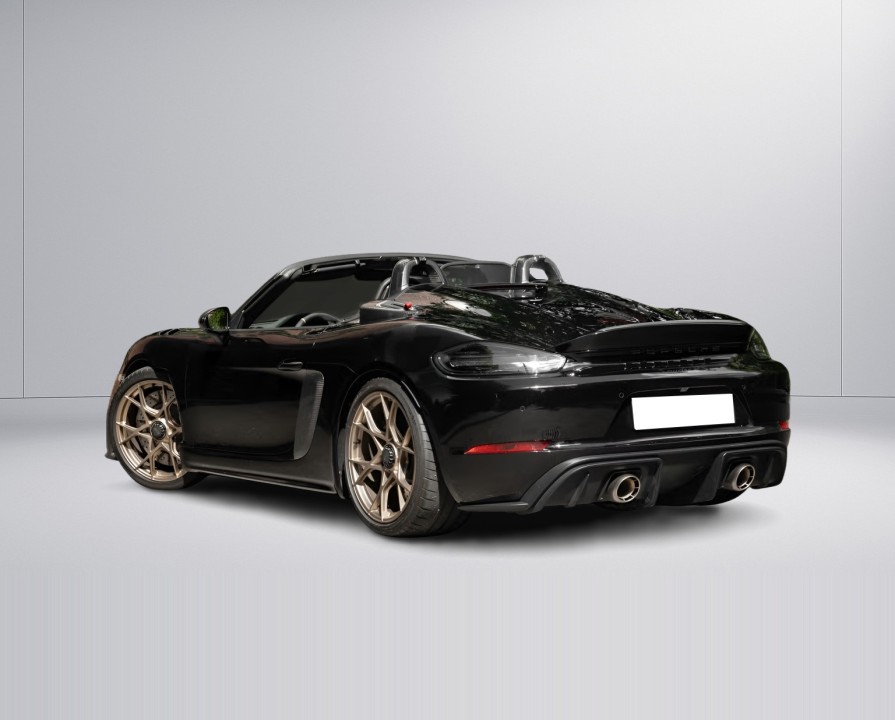 Porsche 718 Spyder RS (5)