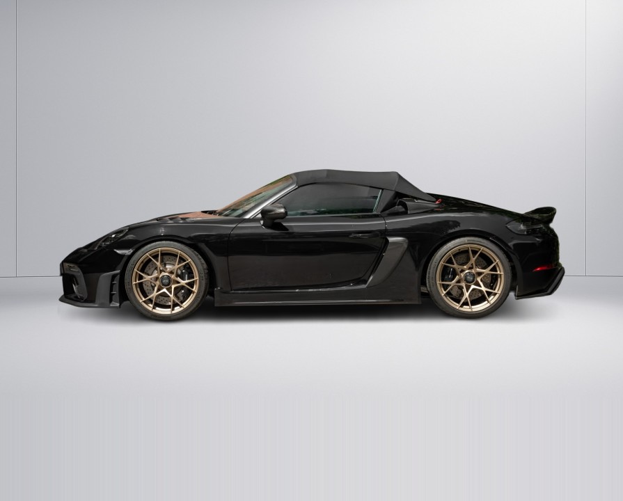 Porsche 718 Spyder RS (3)