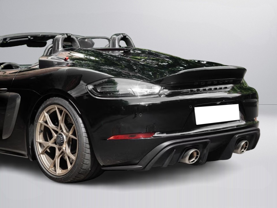 Porsche 718 Spyder RS - foto 31
