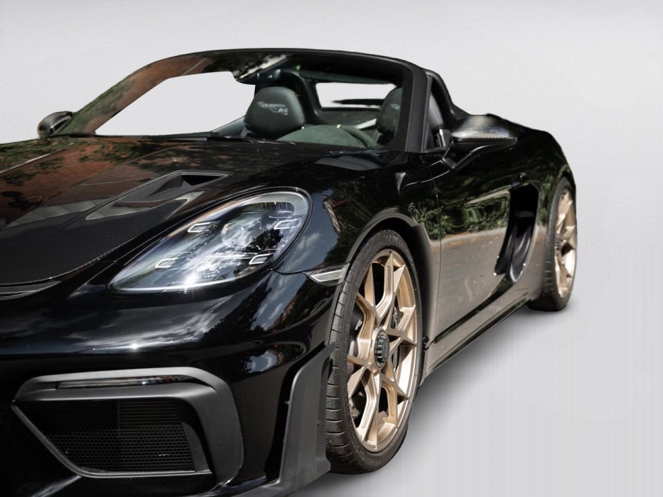 Porsche 718 Spyder RS - foto 29