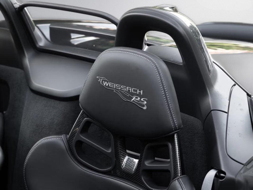 Porsche 718 Spyder RS - foto 17