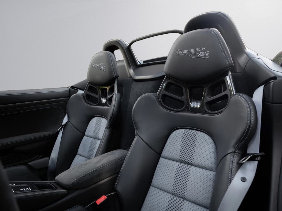 Porsche 718 Spyder RS - foto 9