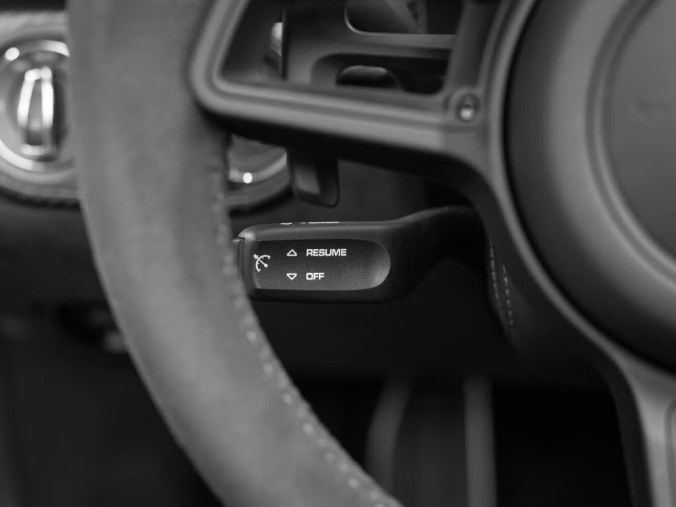 Porsche 718 Spyder RS - foto 13