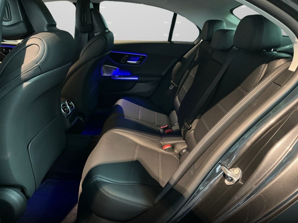 Mercedes-Benz C 400e 4MATIC - foto 19