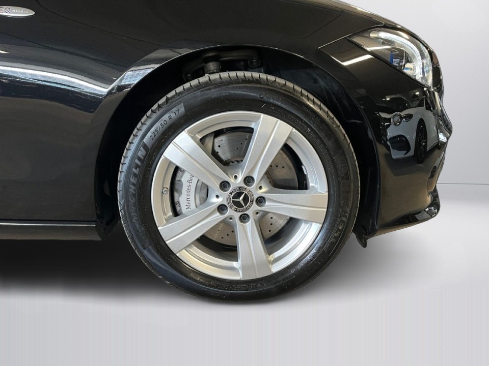 Mercedes-Benz C 300de - foto 15