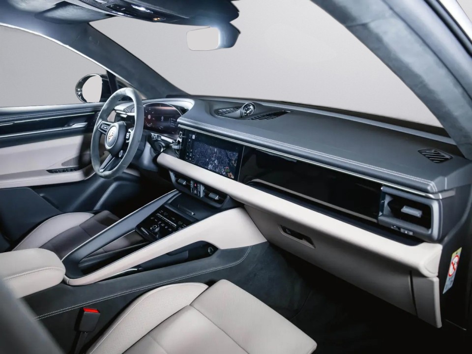 PORSCHE Macan 2024 — imagine 16