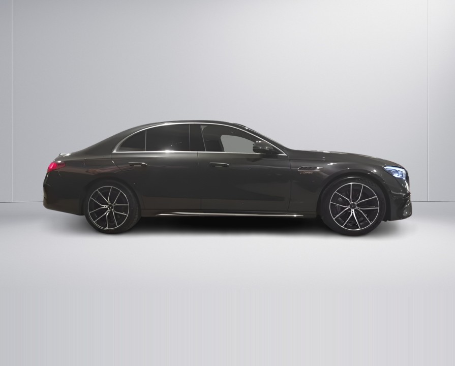 Mercedes-Benz E 53 AMG 4MATIC (2)