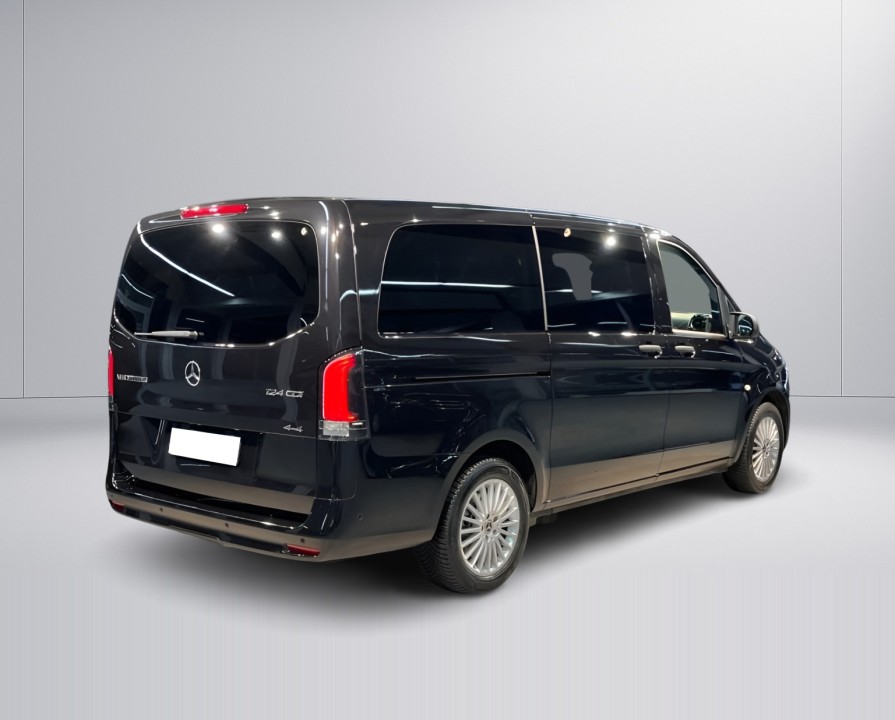 Mercedes-Benz Vito (2)