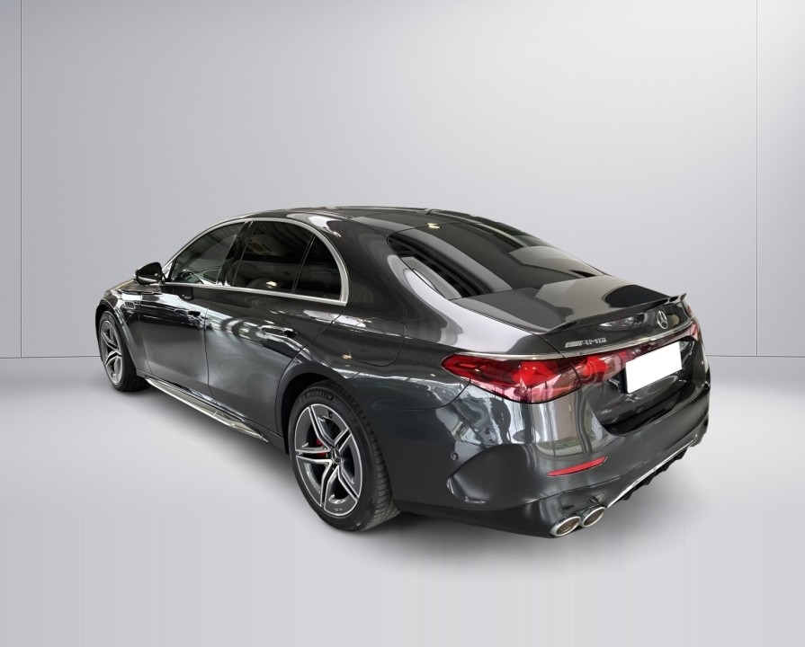 Mercedes-Benz E 53 AMG 4MATIC+ (3)