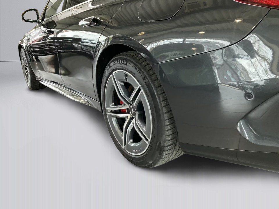 Mercedes-Benz E 53 AMG 4MATIC+ - foto 22